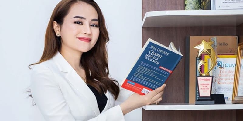 Giới thiệu về Trần Khánh Linh và FM88 Giới thiệu về Trần Khánh Linh và FM88